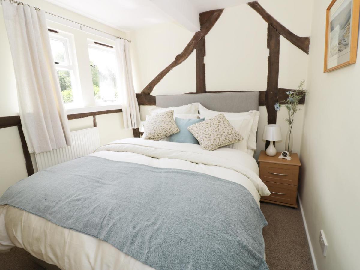 Causeway Cottage Pencombe Esterno foto